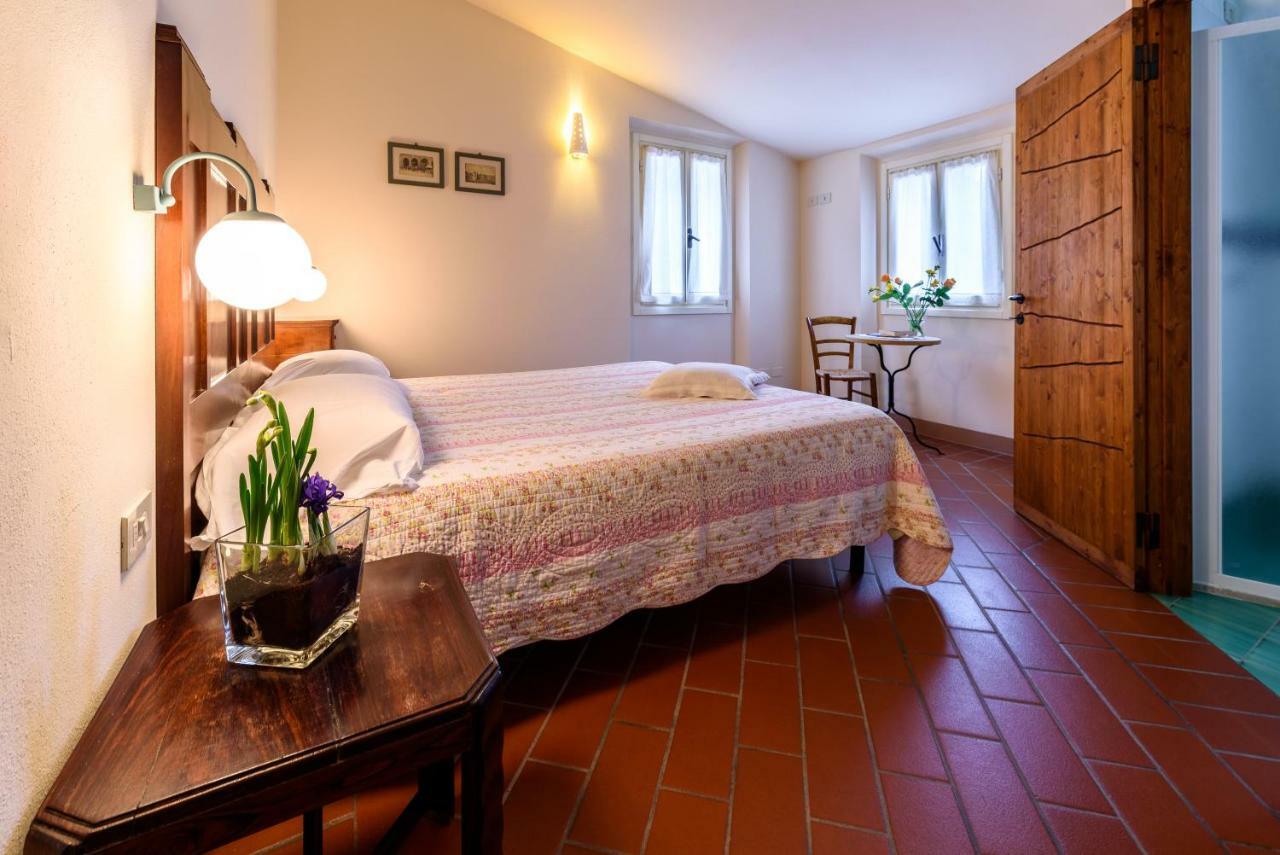 La Locanda Del Povero Diavolo Torriana Exteriör bild