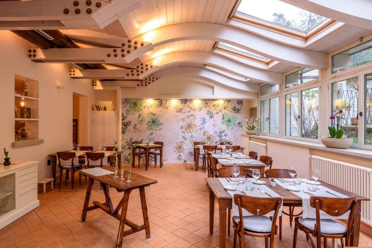 La Locanda Del Povero Diavolo Torriana Exteriör bild